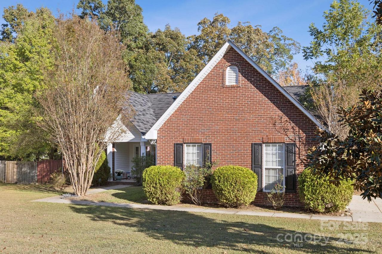 1604 Winthrop Ln., Monroe, NC 28110