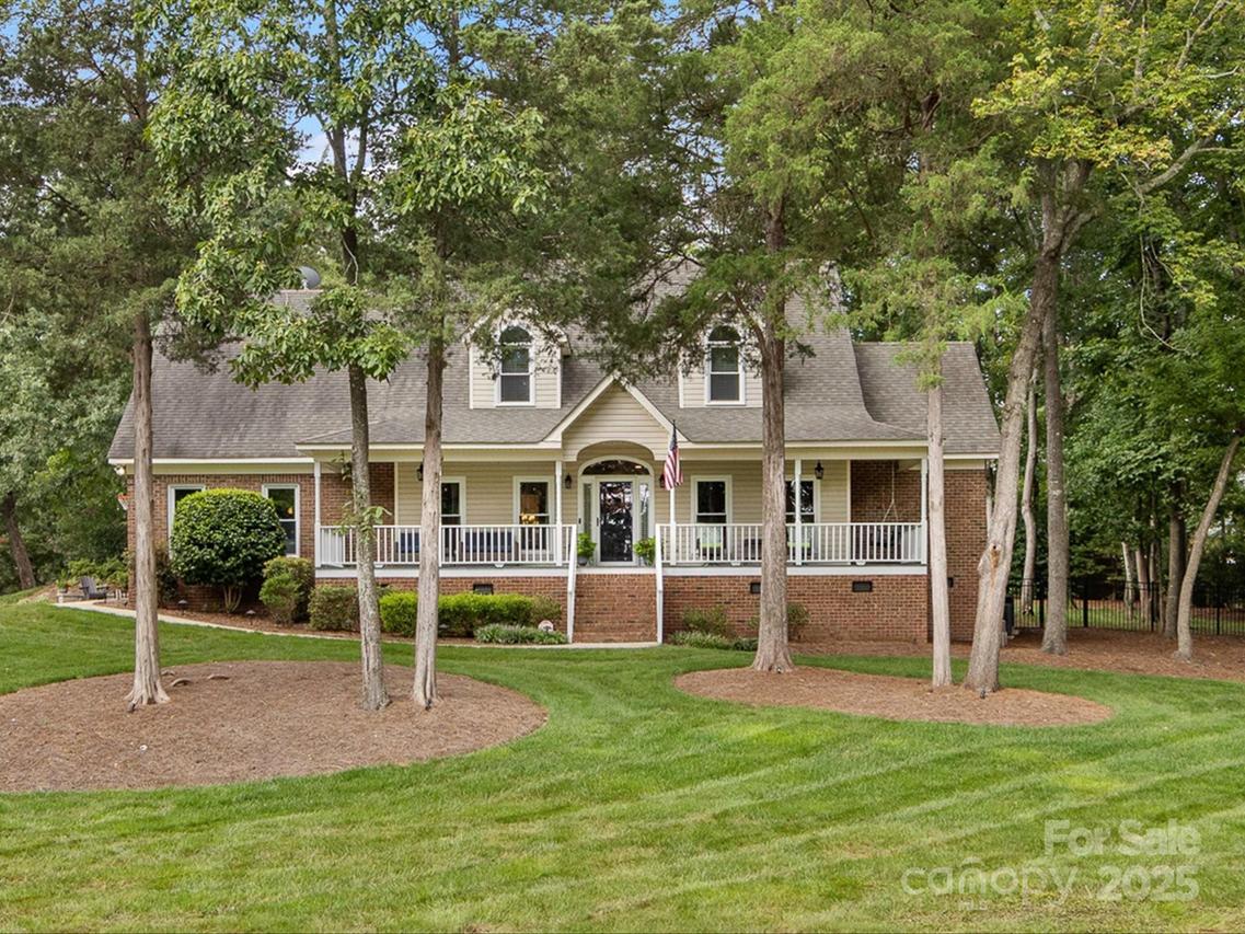 901 Woodhurst Dr., Monroe, NC 28110