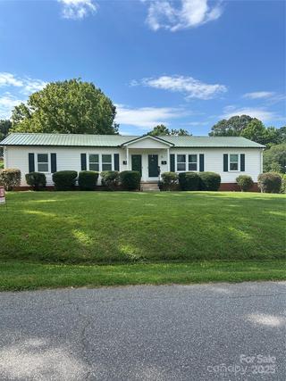 New Homes For Sale This Week That Attend Newton-Conover Middle: August 15th to August 21st