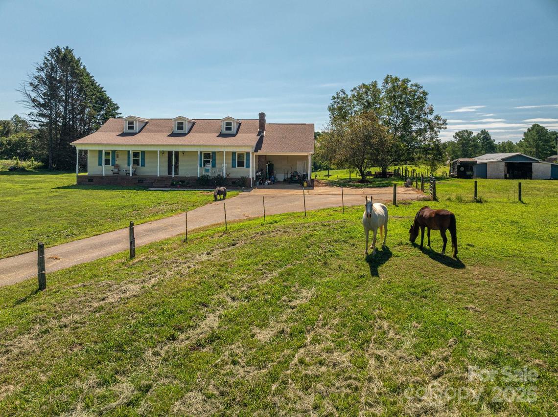 448 Dave Peterson Ln., Vale, NC 28168