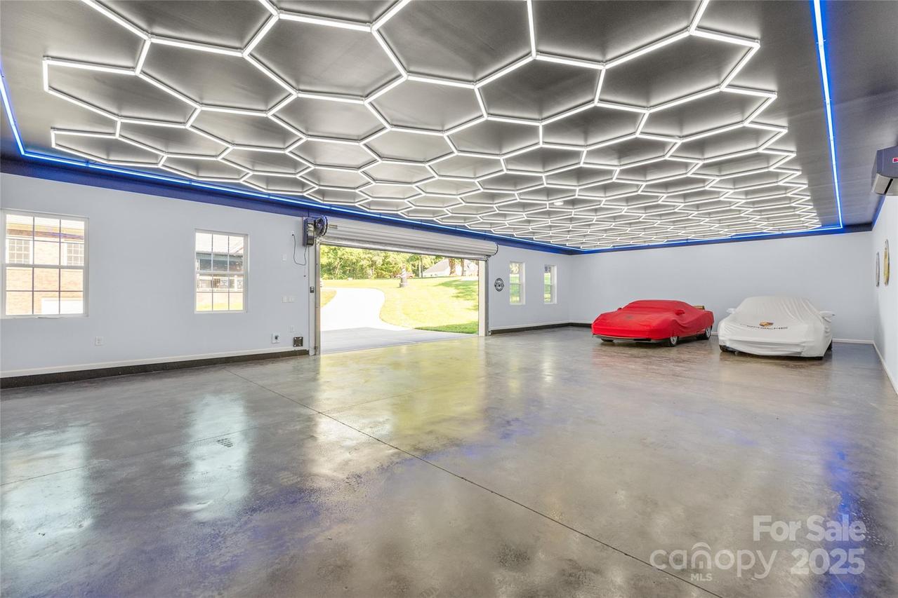 3009 Brooks Mill Ln., Wingate, NC 28174