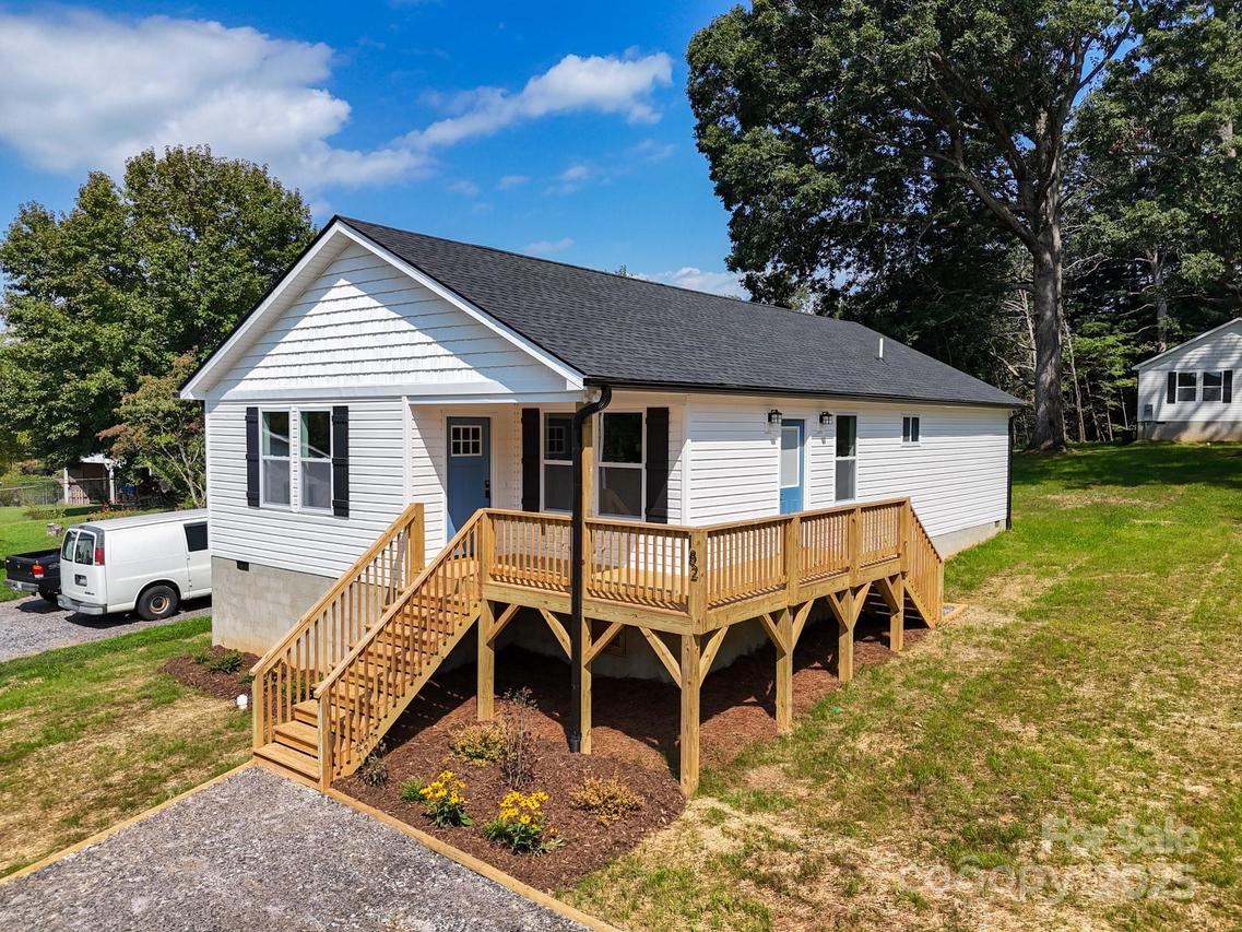 182 Porter Rd., Asheville, NC 28803