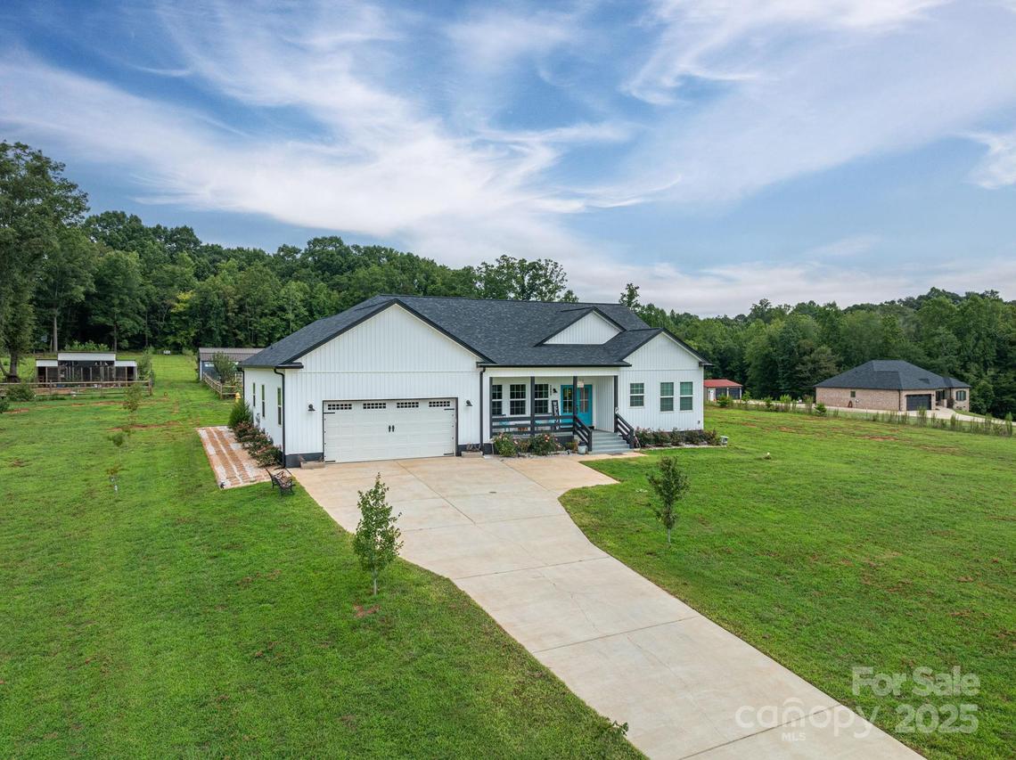 1484 Null Rd., Lincolnton, NC 28092
