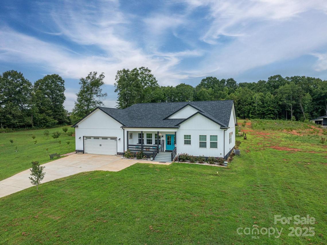 1484 Null Rd., Lincolnton, NC 28092