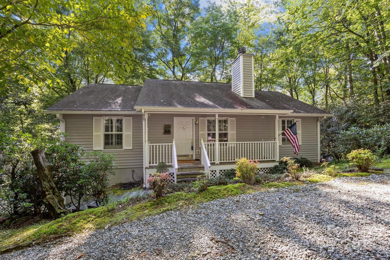 285 Holly Forest Ct., Sapphire, NC 28774