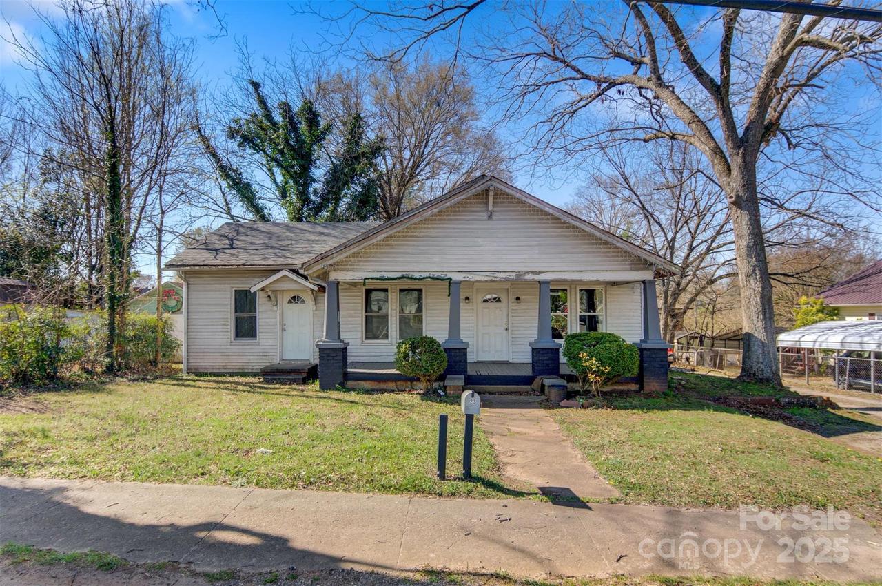 21 W D St., Newton, NC 28658