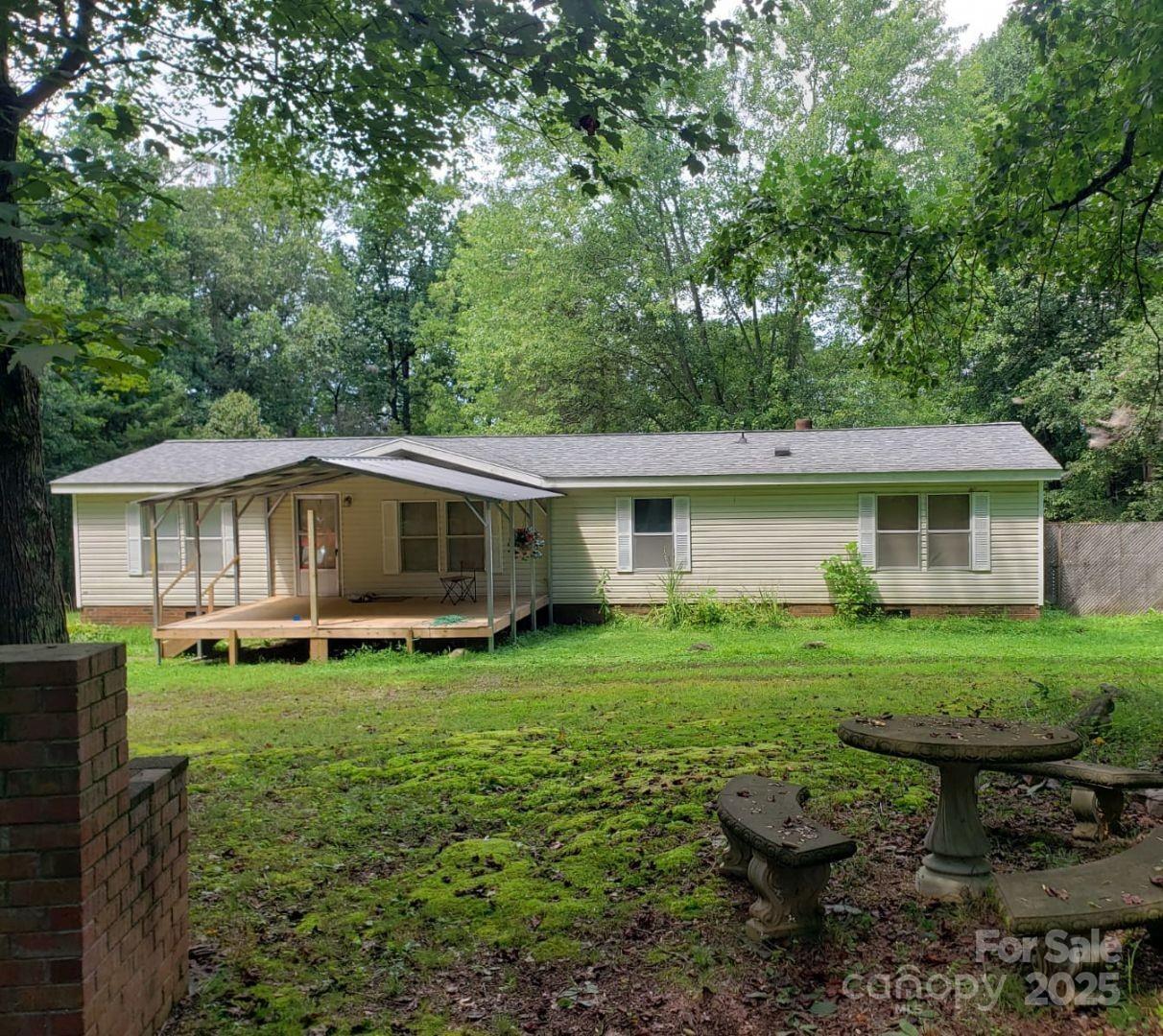 675 Ridgeline Rd., Union Grove, NC 28689