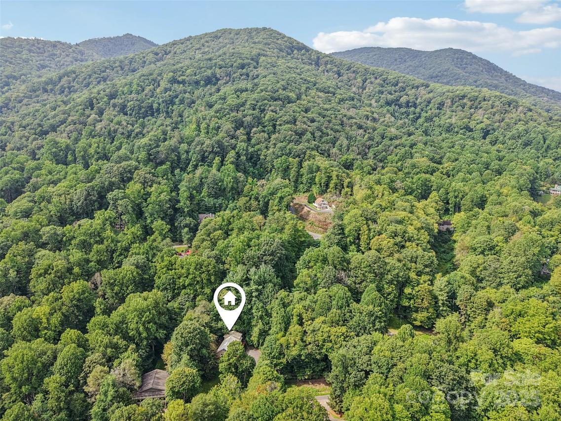 309 Nottingham Rd., Maggie Valley, NC 28751