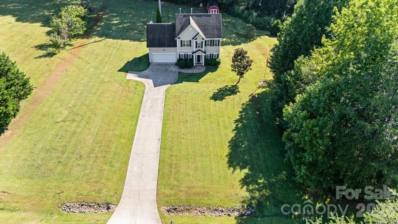 173 Painted Bunting Dr., Troutman, NC 28166