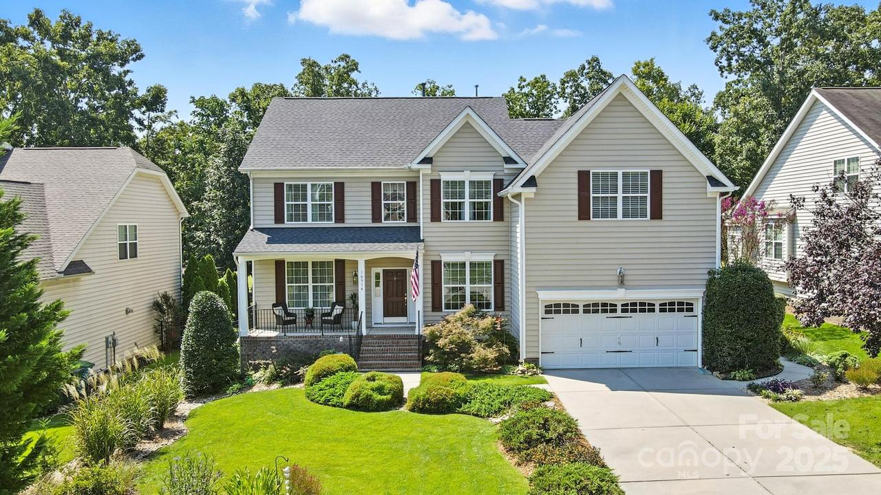 10914 Stone Bunker Dr., Mint Hill, NC 28227