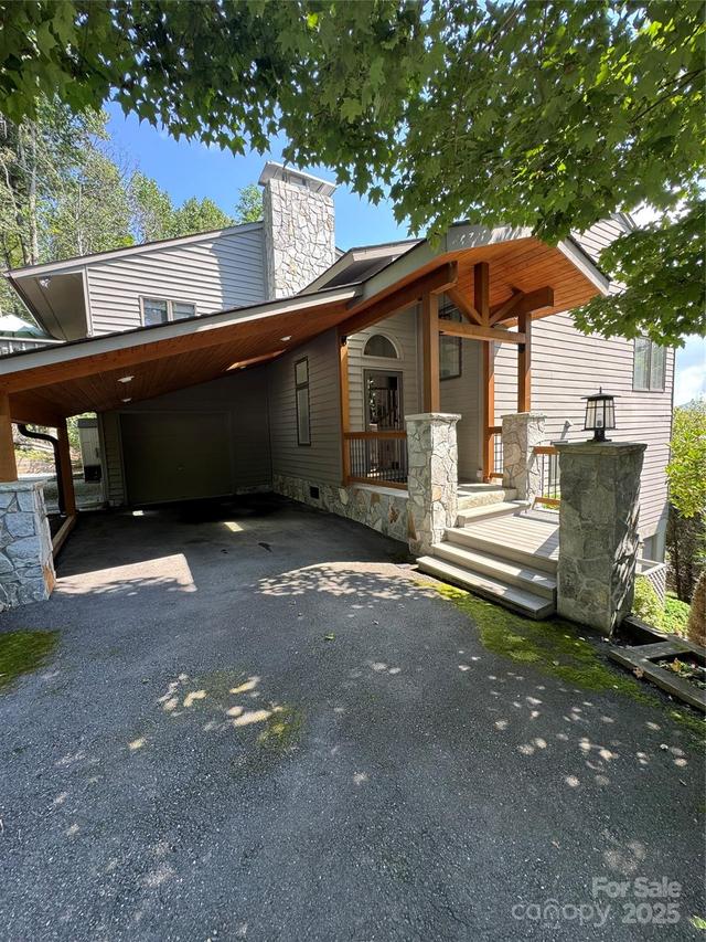 154 Mountain View Ln., Newland, NC 28657