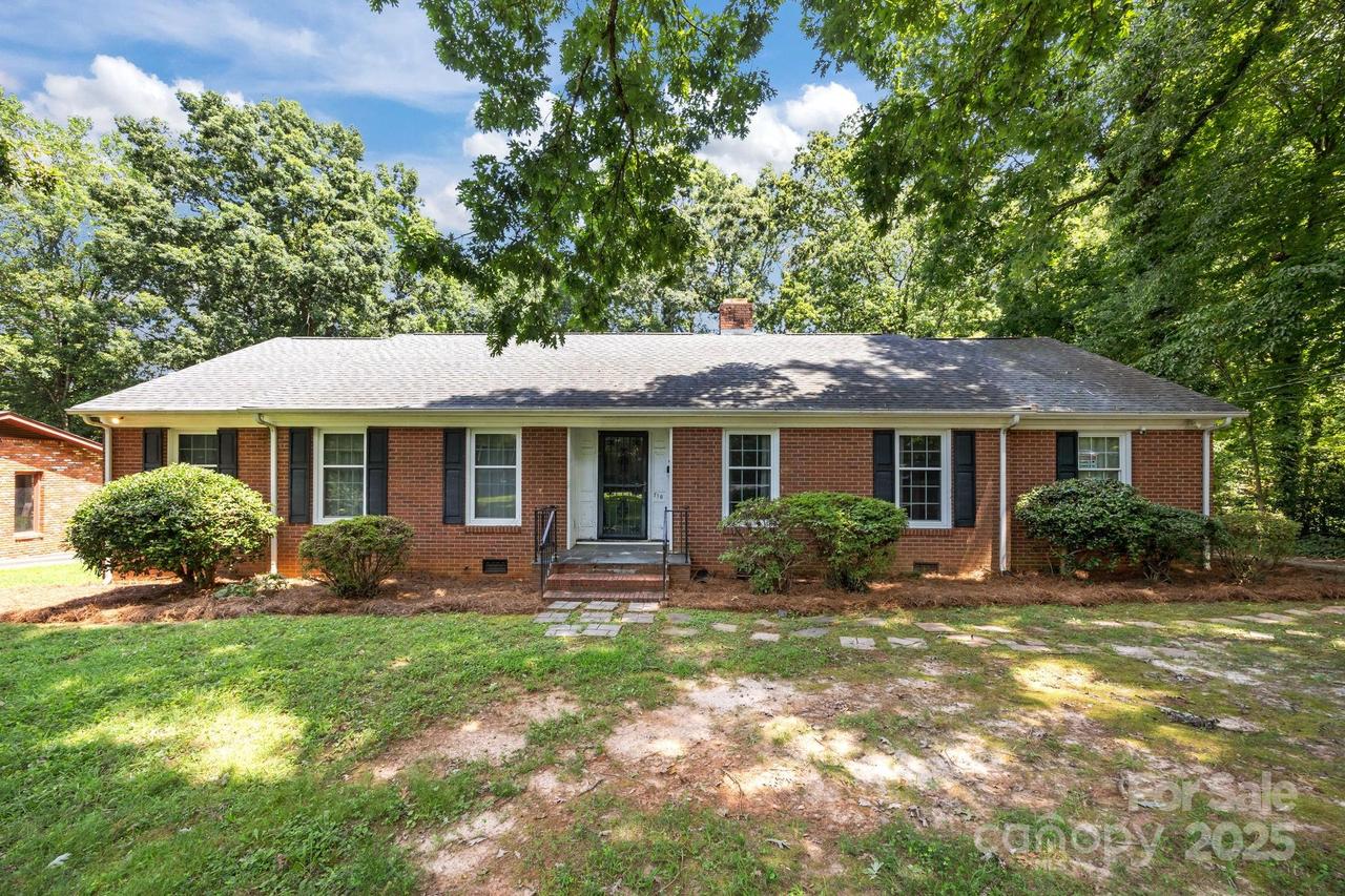 710 Owens Dr., Gastonia, NC 28054
