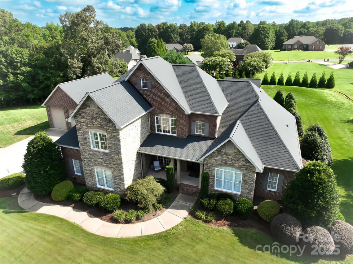 734 Cedar Hill Dr., Shelby, NC 28152