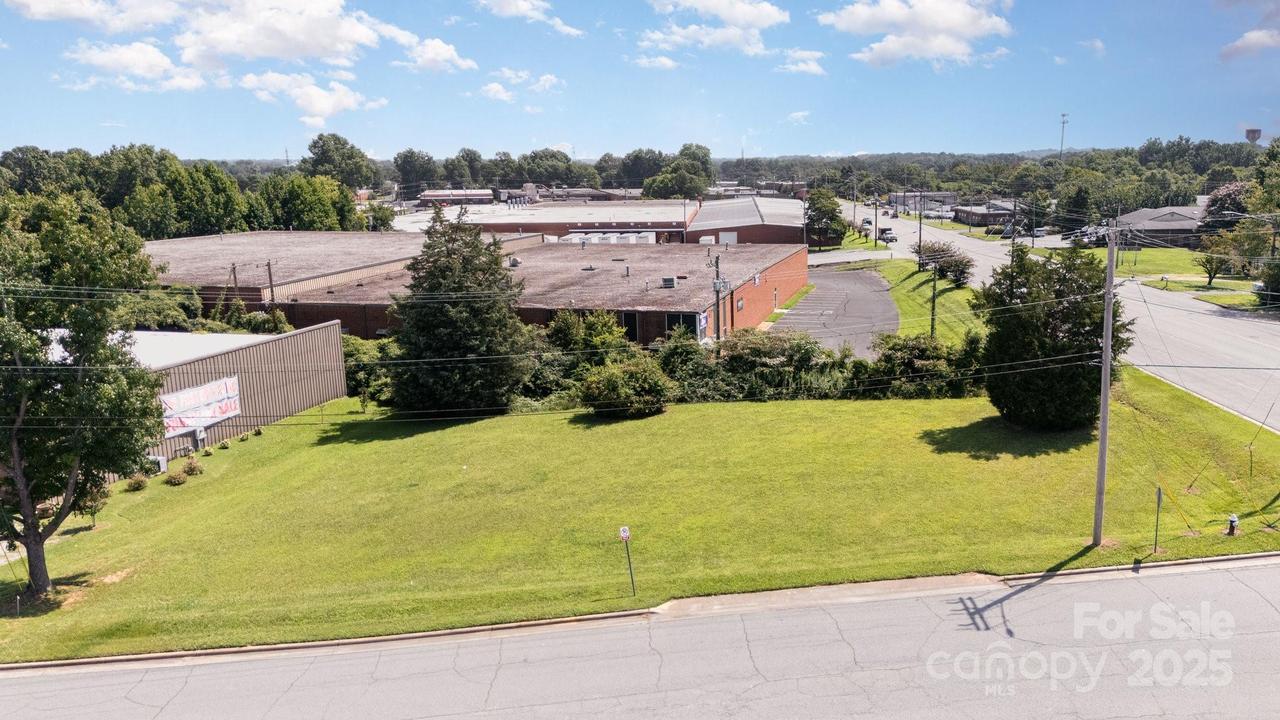 1300 Starr Dr., High Point, NC 27260