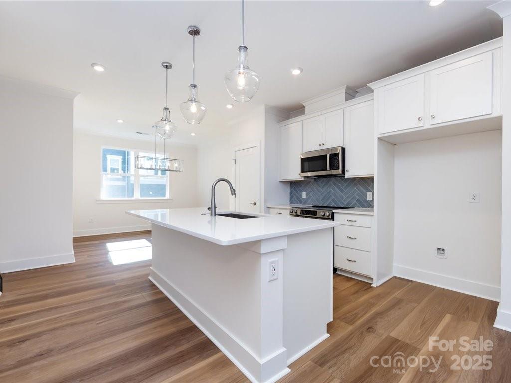 6027 Pivot Ct., Charlotte, NC 28205
