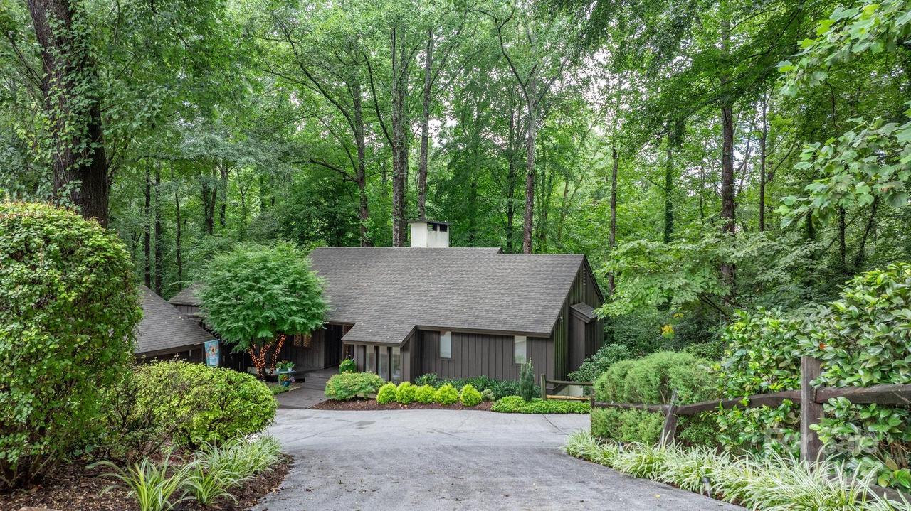 115 Kinwood St., Morganton, NC 28655