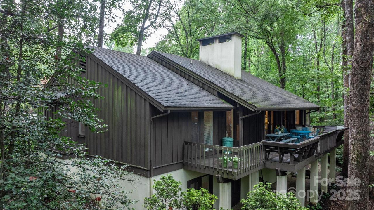 115 Kinwood St., Morganton, NC 28655