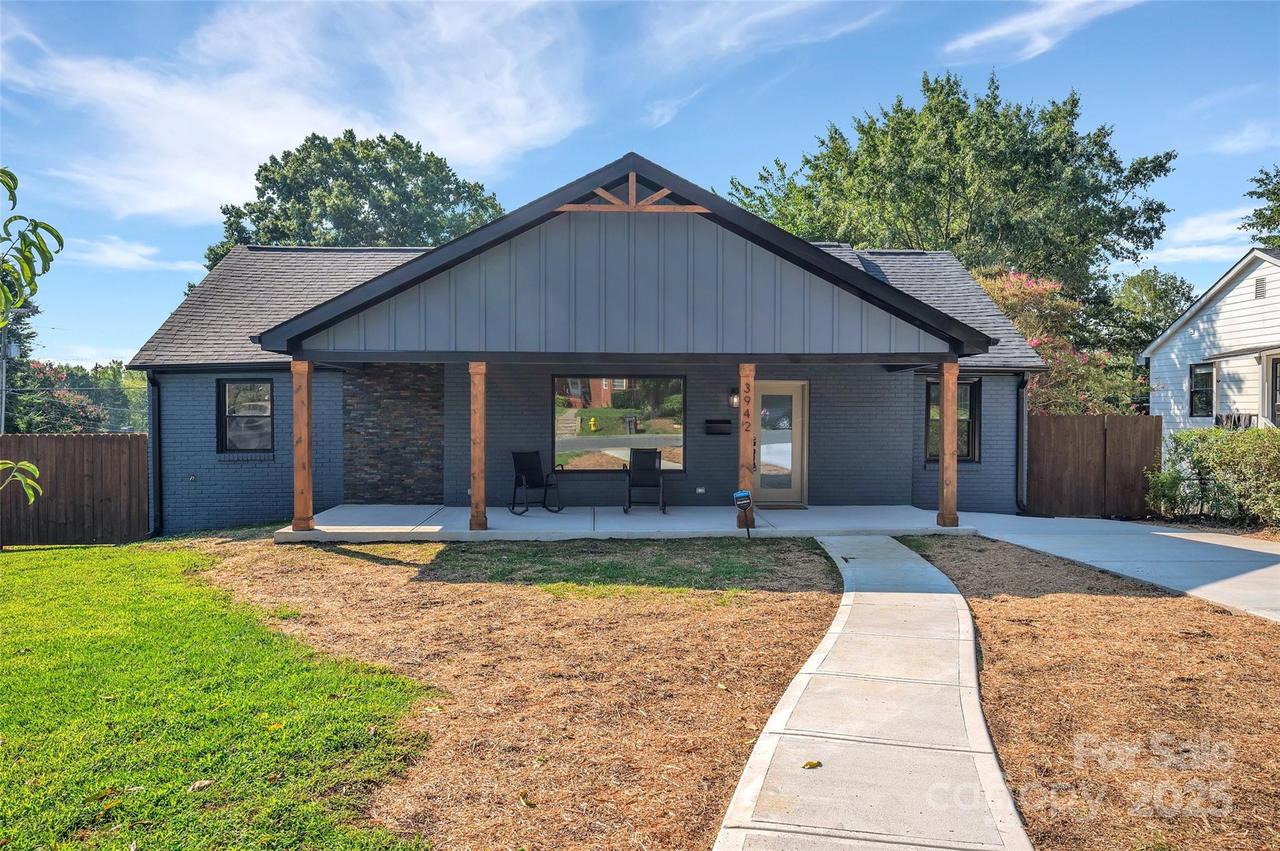3942 Mcmillan St., Charlotte, NC 28205