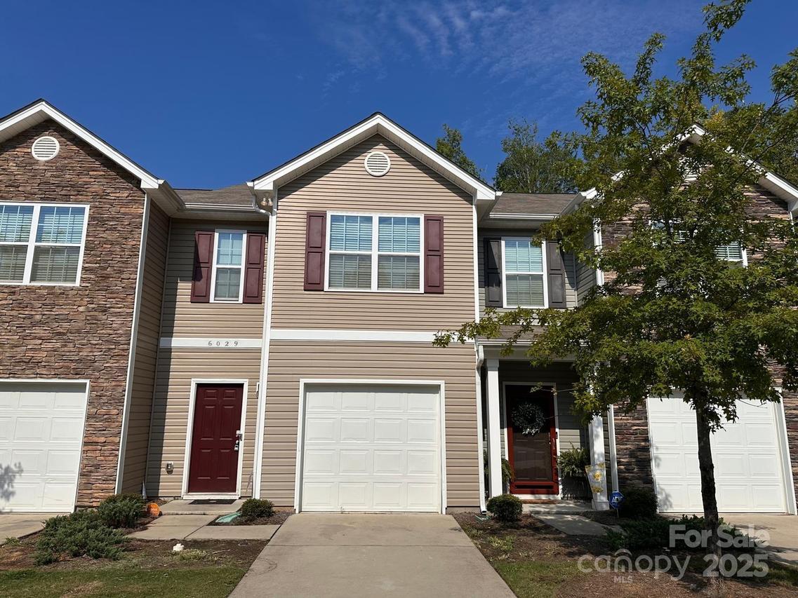 6029 Guildford Hill Ln., Charlotte, NC 28215