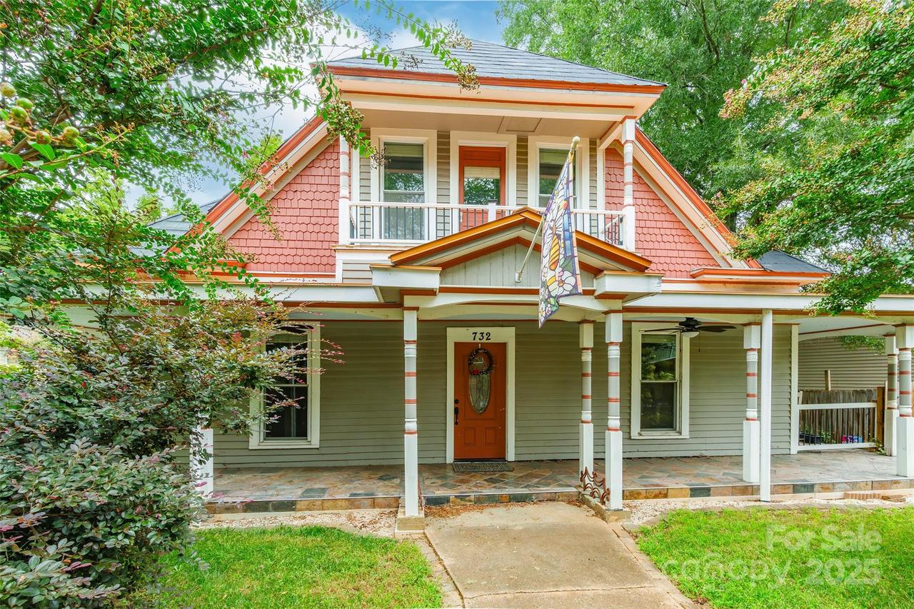 732 W Front St., Statesville, NC 28677