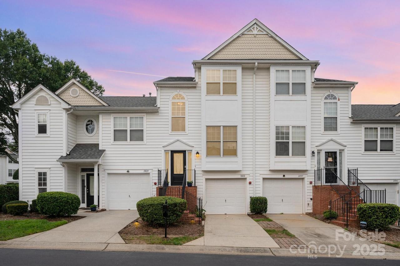 2833 Avalon Loop Rd., Charlotte, NC 28269