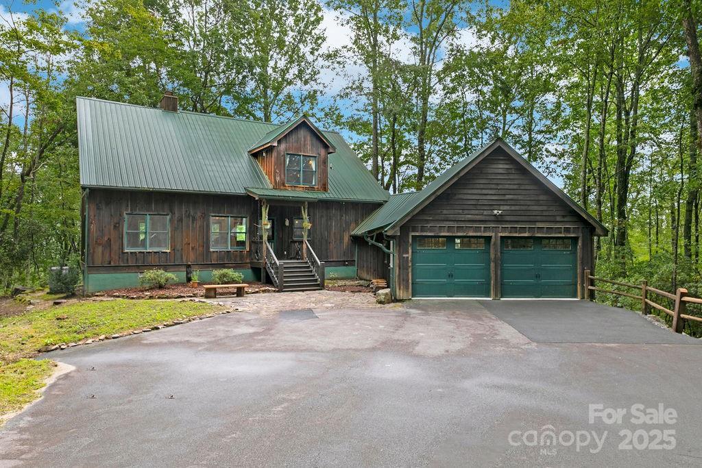 418 Sandy Ln., Brevard, NC 28712