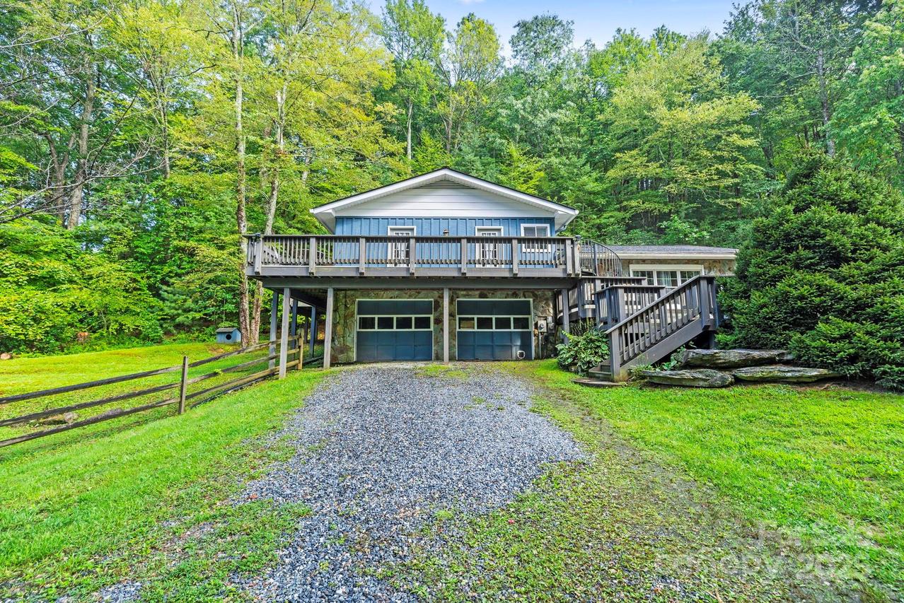 125 Hondah Blvd., Brevard, NC 28712