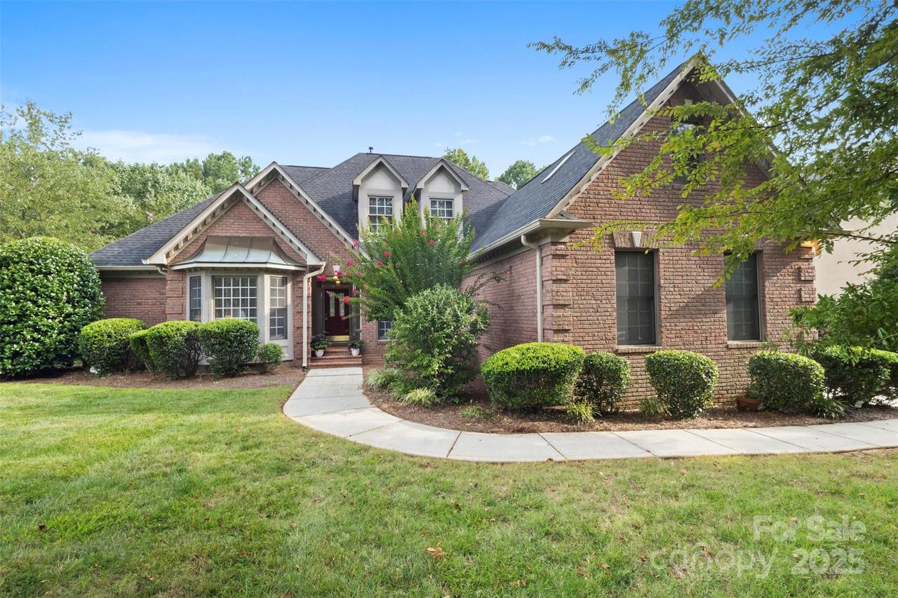 5125 Belicourt Dr., Charlotte, NC 28277