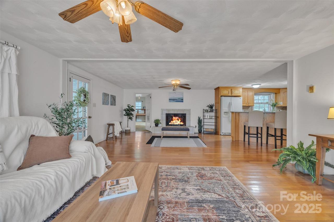 76 Eastview Ct., Taylorsville, NC 28681