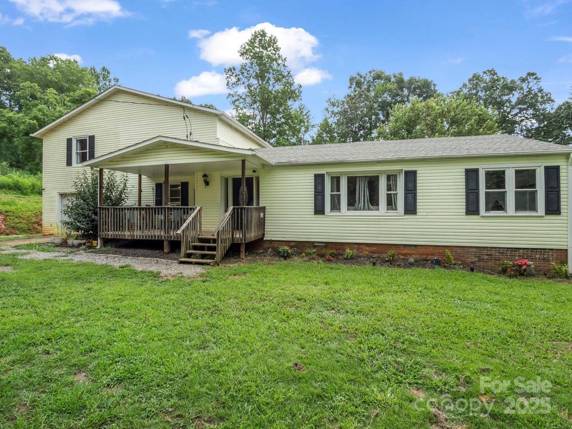 60 Zion Hill Rd., Marion, NC 28752