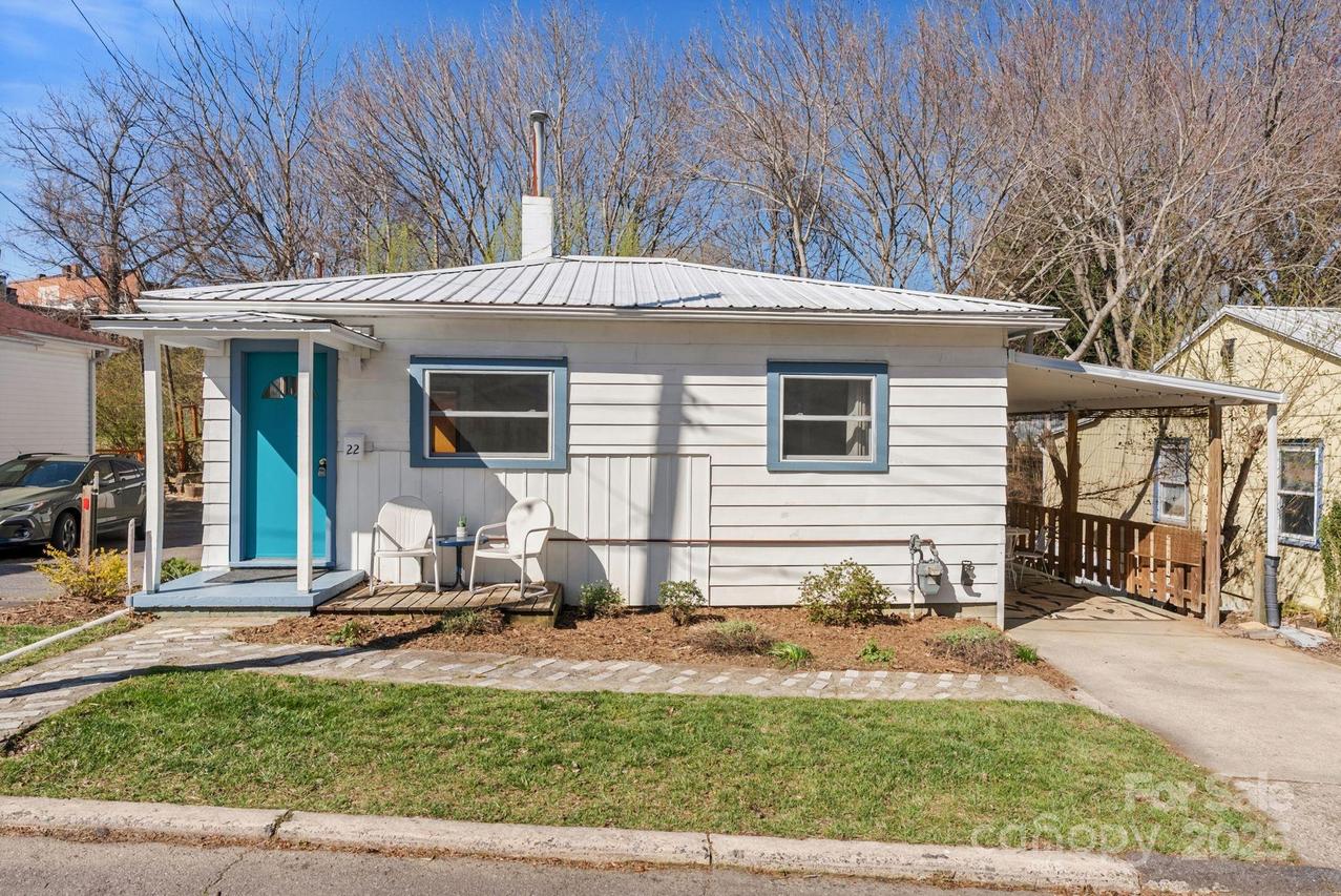 22 Jarrett St., Asheville, NC 28806