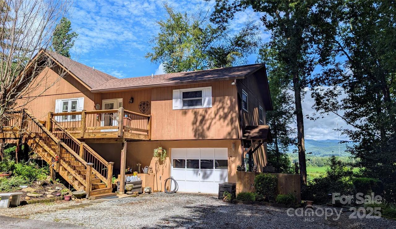 64 Cherry Ridge Rd., Pisgah Forest, NC 28768