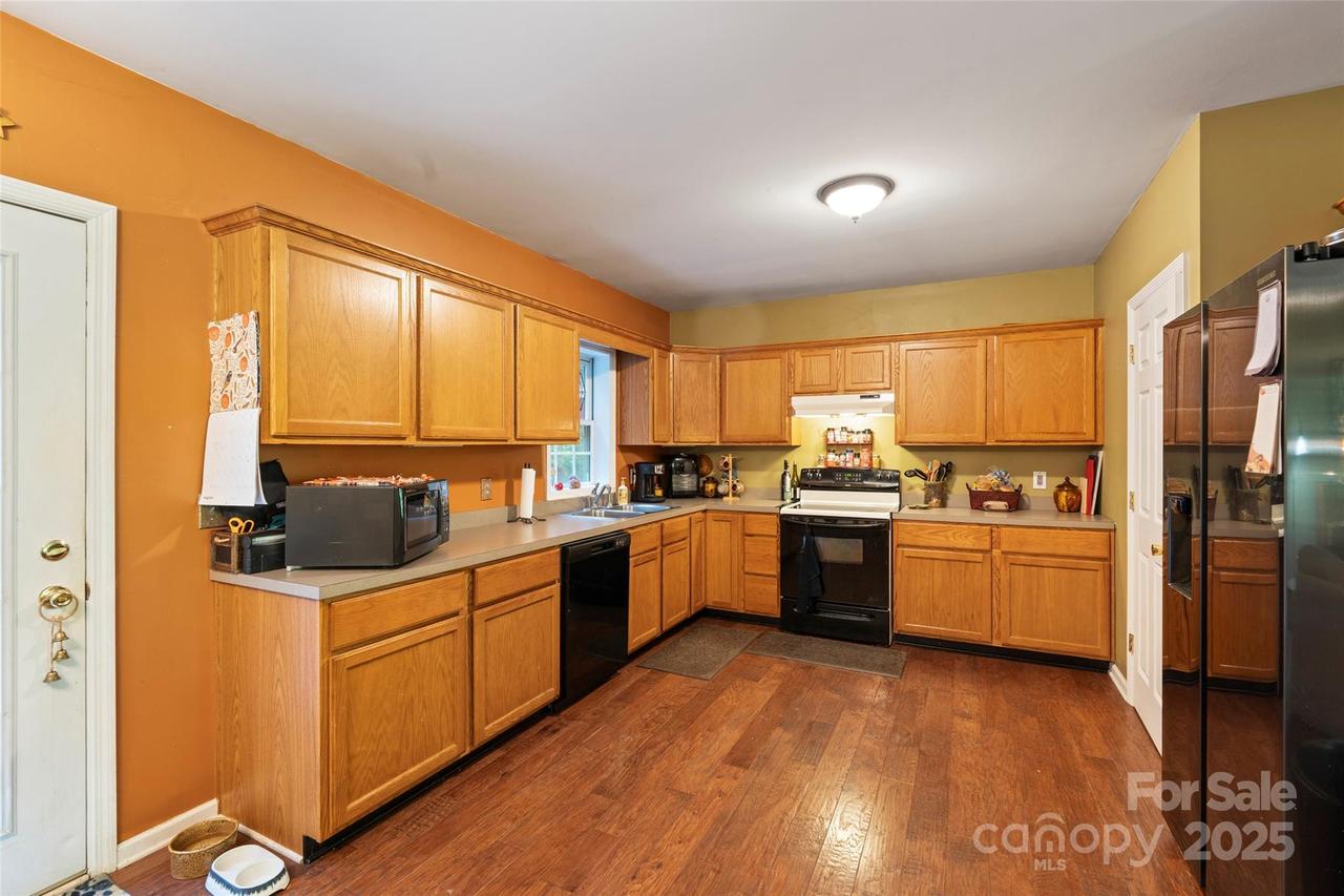 319 Glenn Bridge Rd. #2-4, Arden, NC 28704