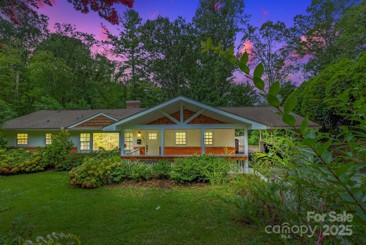 227 S Laurel Circle Dr. #19 & 20, Black Mountain, NC 28711