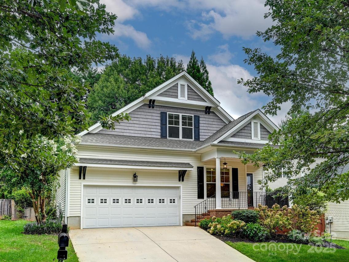 1343 Heathbrook Cir., Asheville, NC 28803