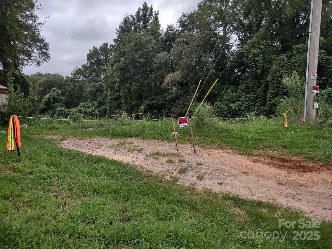 335 Southfork Meadows Rd., Gastonia, NC 28052