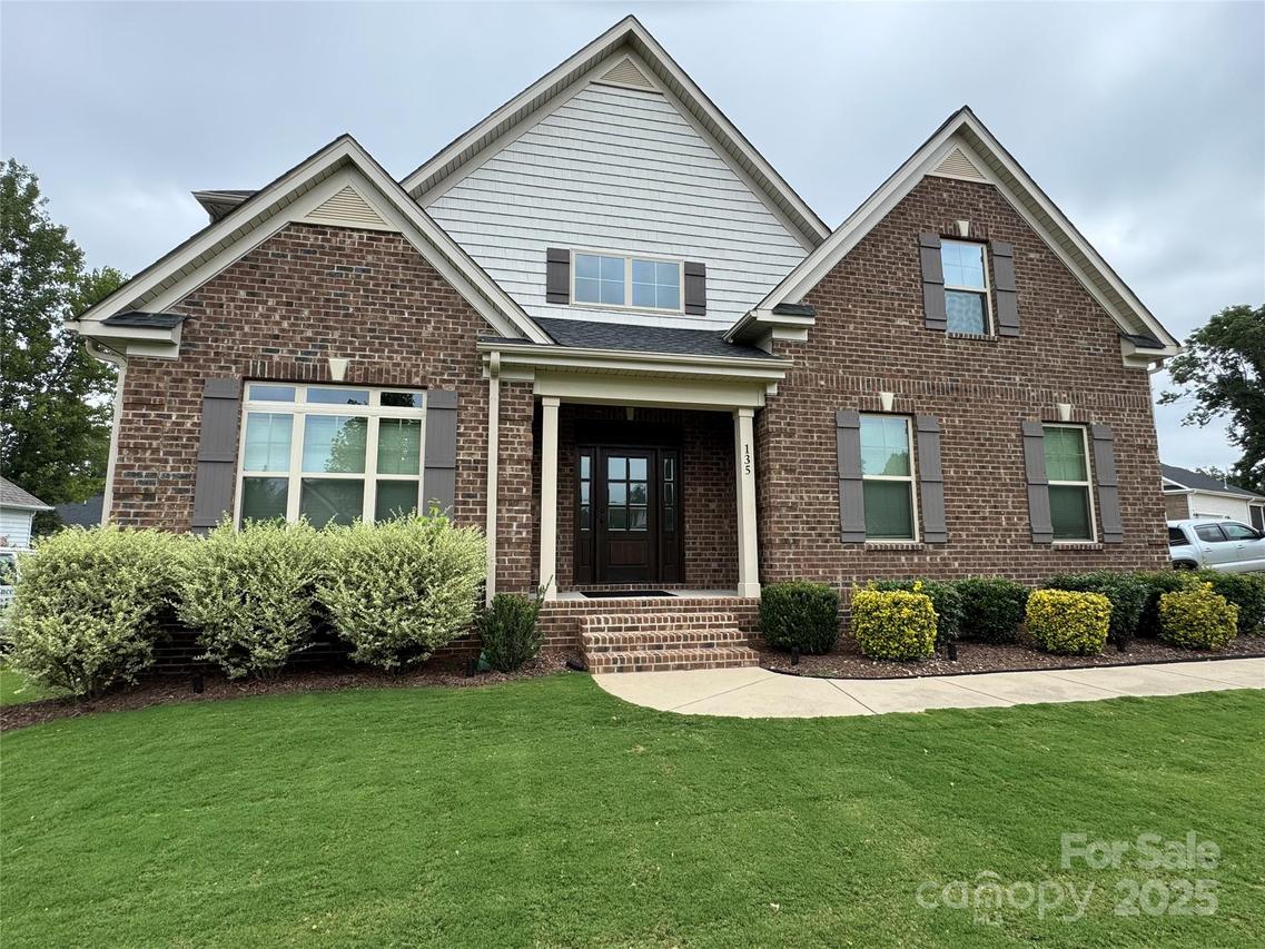 135 Coral Rutledge Dr. #37, Mount Holly, NC 28120