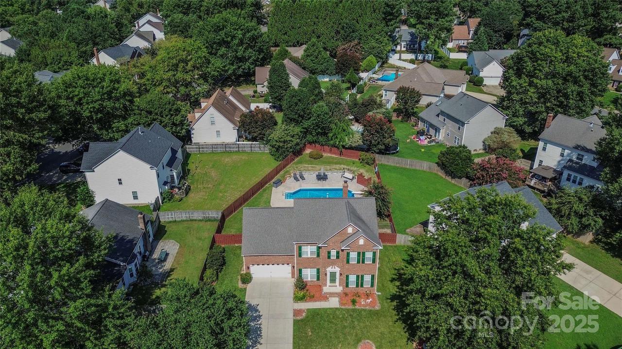 129 Easy St., Mooresville, NC 28117