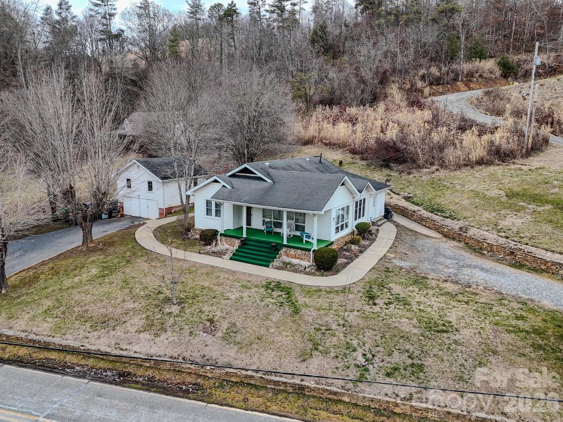 2301 Silver Mill Rd., Marshall, NC 28753