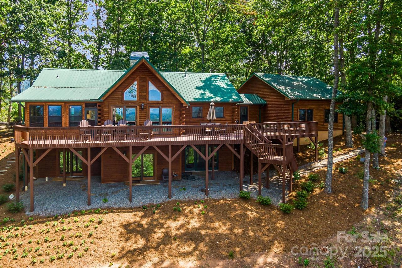 82 Running Ridge Rd., Asheville, NC 28804