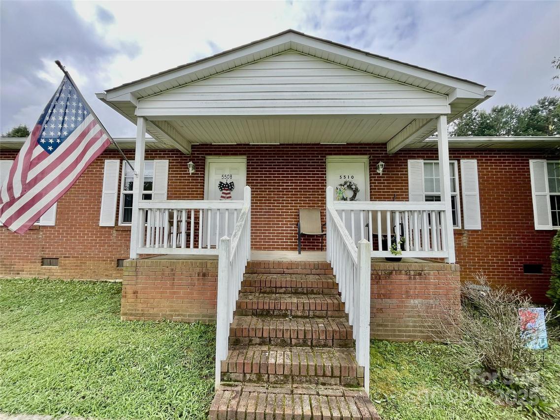 5508-5510 Wrenn Dr., Denver, NC 28037