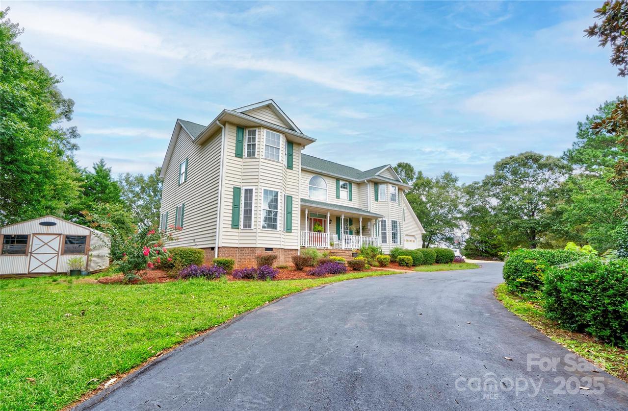 230 Stone Way Ln., Rutherfordton, NC 28139
