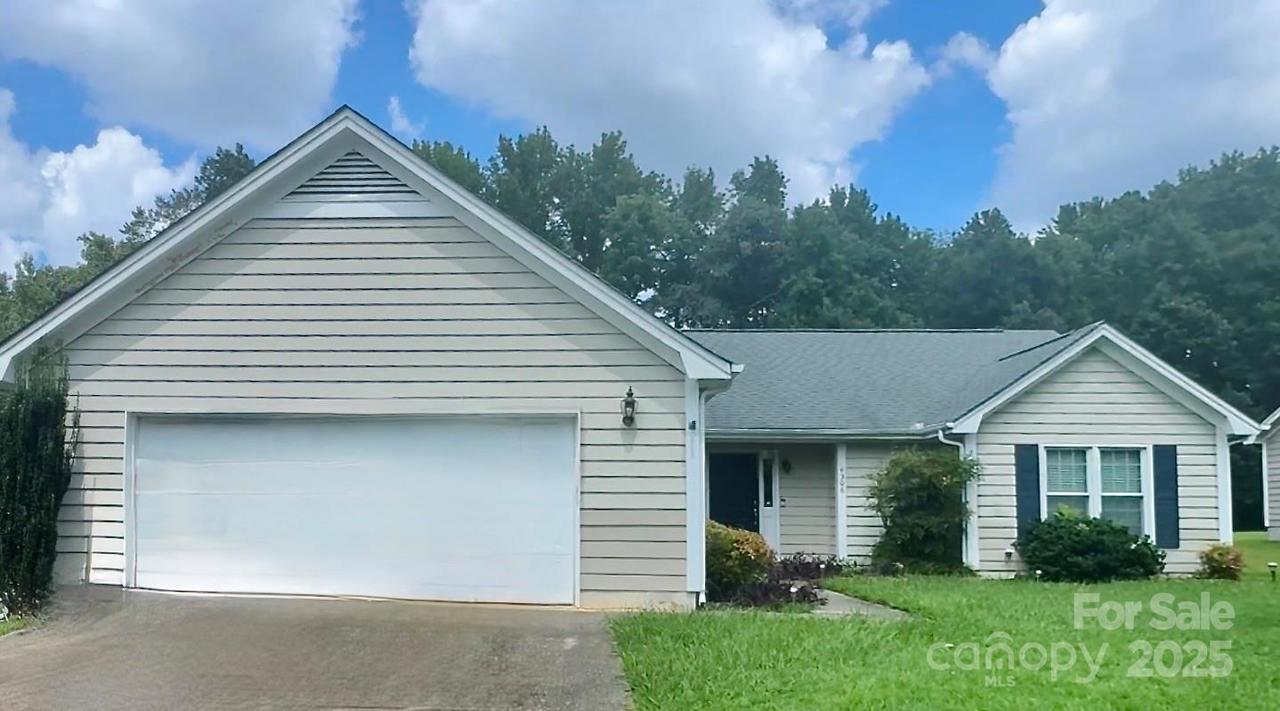 4306 Wynborough Ln., Charlotte, NC 28269