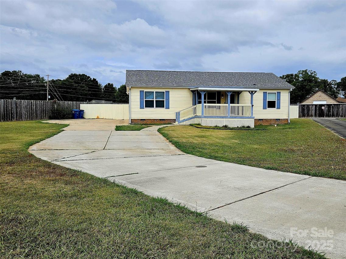 999 Stones Throw Dr., Concord, NC 28025