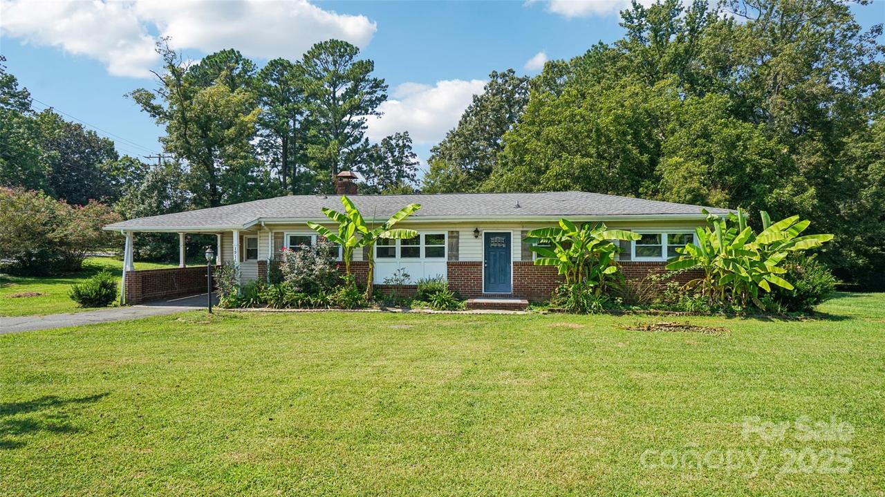 1911 Valleydale Rd., Charlotte, NC 28214