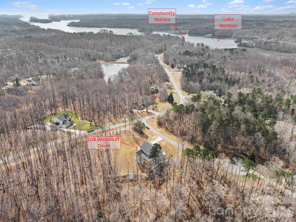 106 Windbluff Ct., Statesville, NC 28677