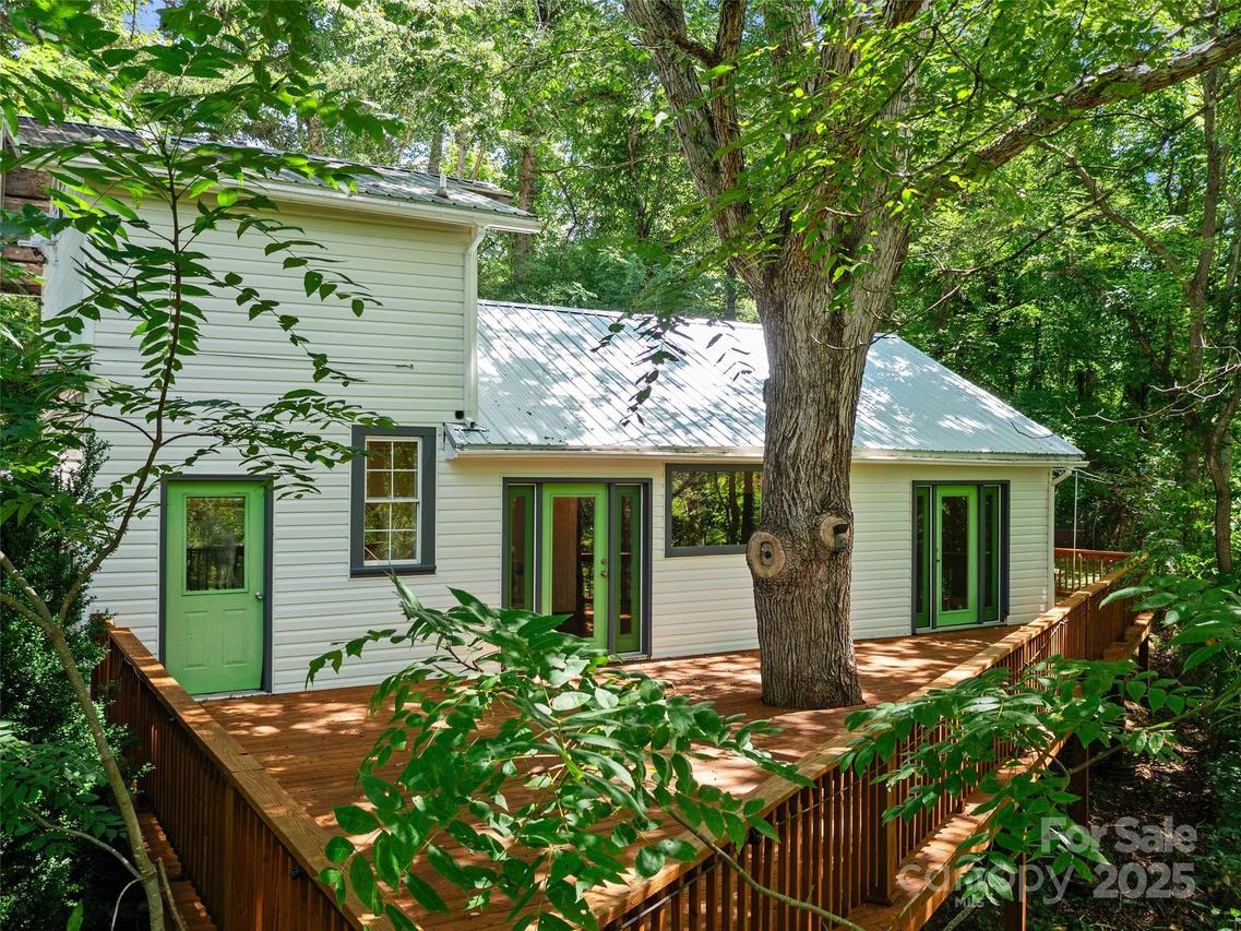 1896 Us 80 Hwy., Burnsville, NC 28714