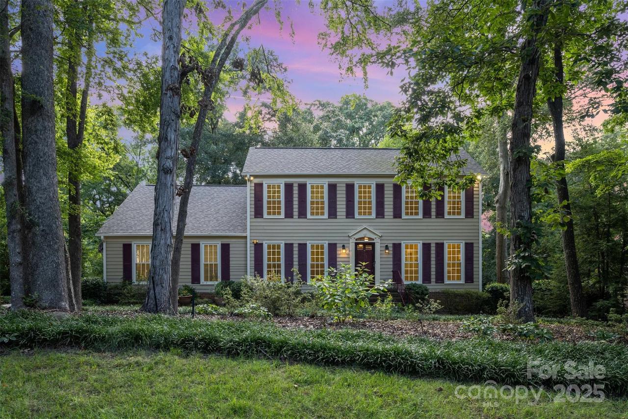 3523 Foxridge Rd., Charlotte, NC 28226