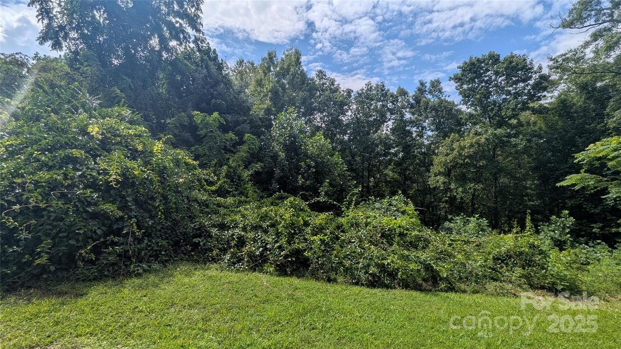 00 Pinewood Dr. #7, Waynesville, NC 28786