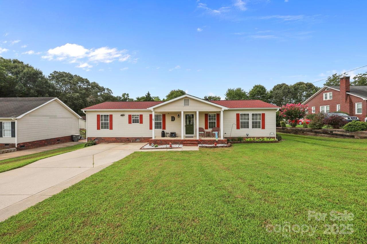403 W 21st St., Kannapolis, NC 28081